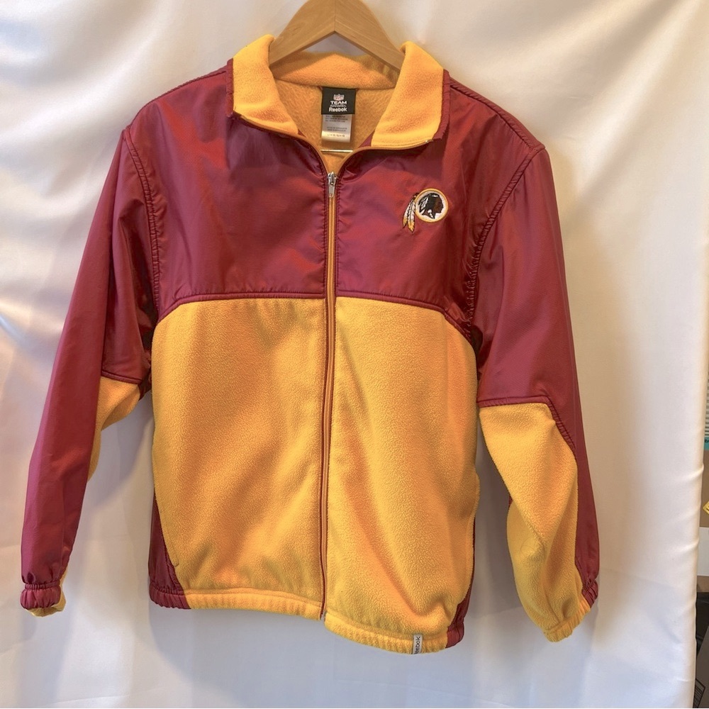 Reebok NFL Team Redskins Apparel Youth Jacket in Yellow and Burgundy Commanders
